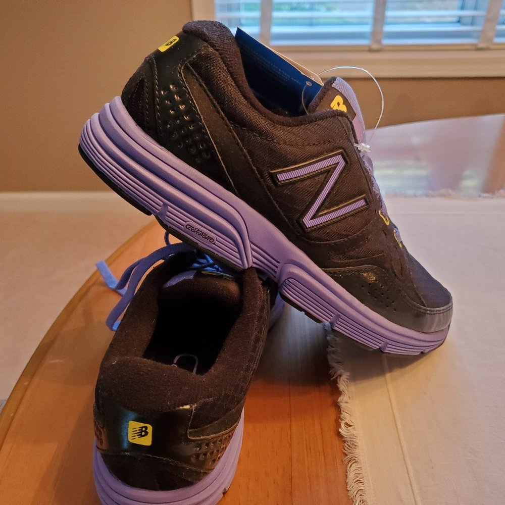 Women's Shoes - New Balance